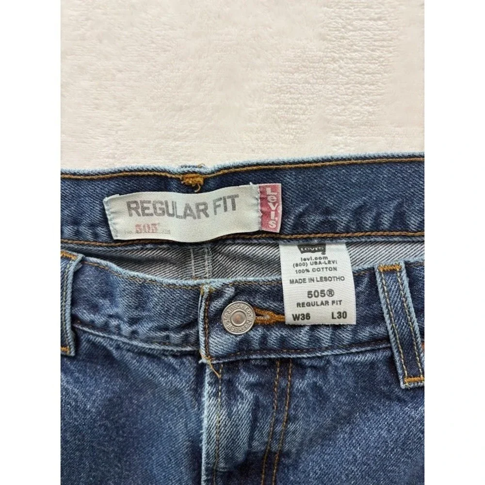 Levi's‎ Men 505 Regular Fit Jeans Size 36 x 30 Medium Wash